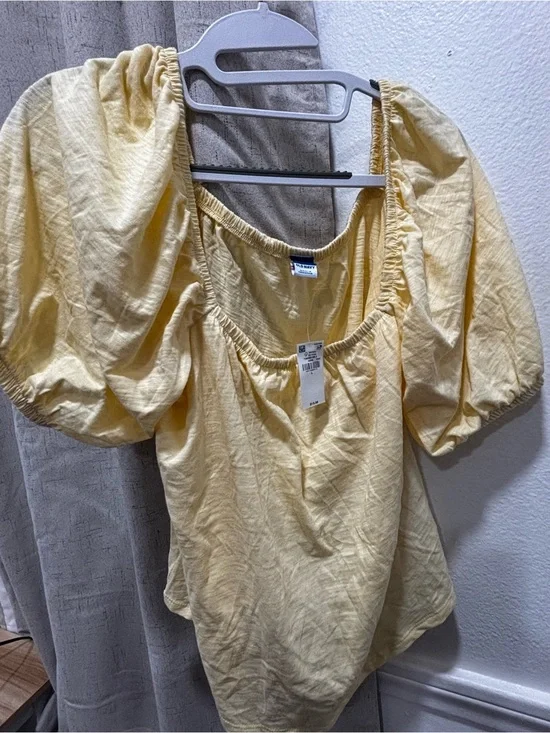 Old Navy Yellow Puff Sleeve Square Neck Blouse