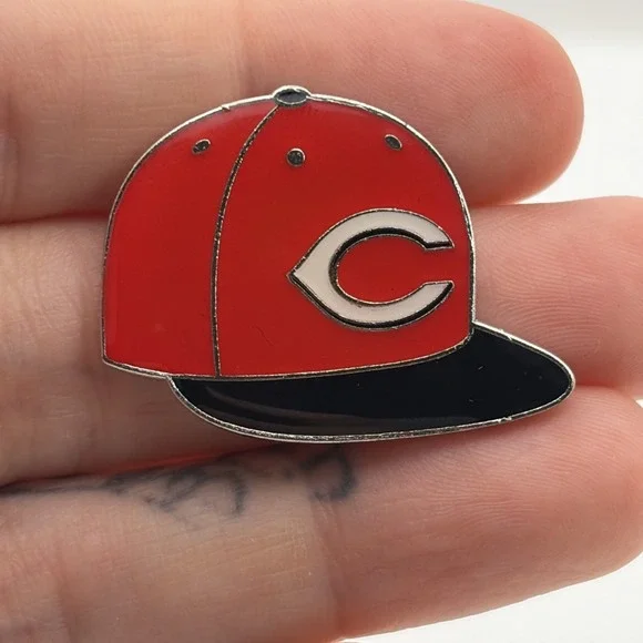 Cincinnati‎ Reds Logo MLB Baseball Team SnapBack Cap Hat Lapel Hat Pin