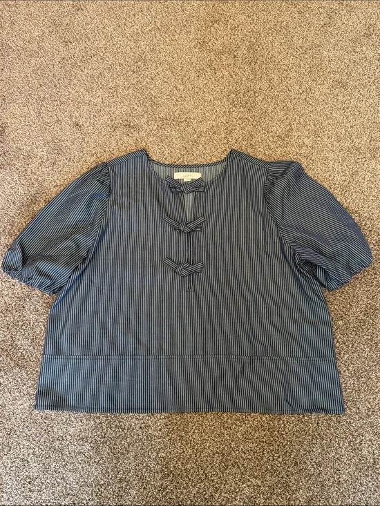LOFT Navy & White Pinstripe Short Puff Sleeve Tie-Front Top - Size XL