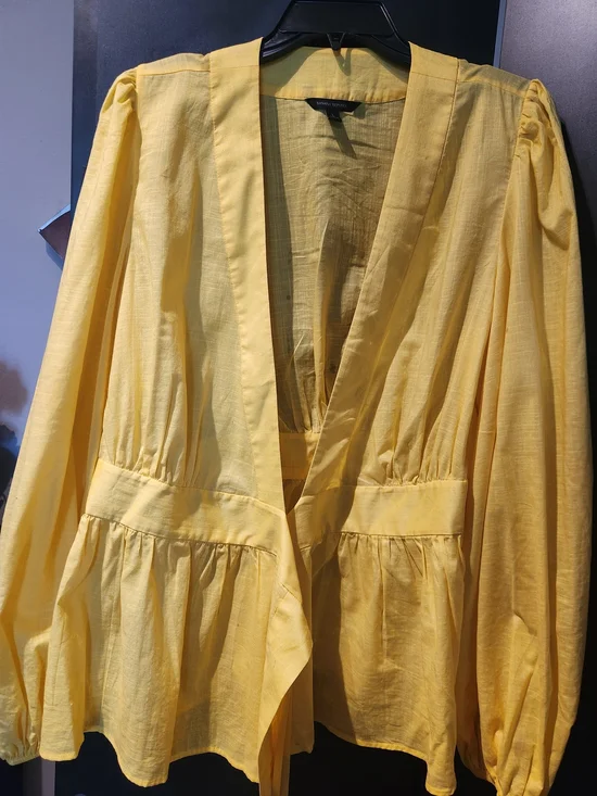 Banana Republic Yellow V-Neck Peplum Blouse