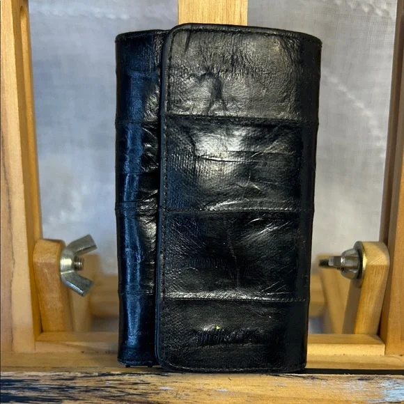 Vintage real eel skin key holder
