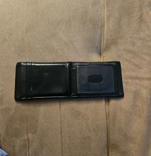 Black Genuine Leather Bi-Fold ID Wallet for Men With RFID Protection