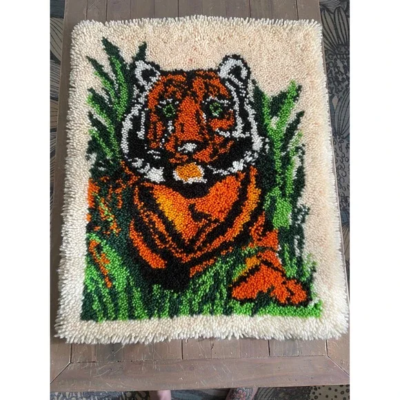Vintage 70's Tiger Latch Hook Rug Wall Hanging Art Jungle‎ Decor