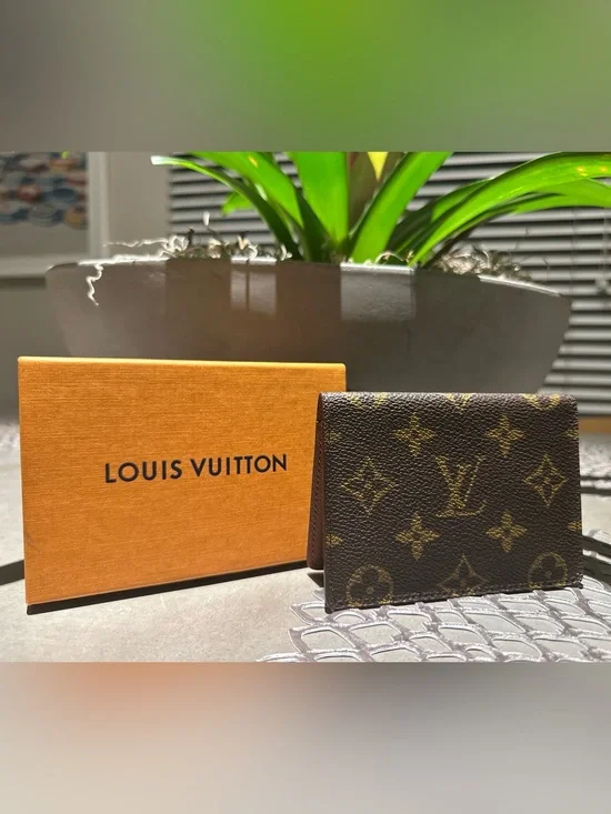 Louis Vuitton Monogram Logo Leather ID/Document Holder, Brown Unisex