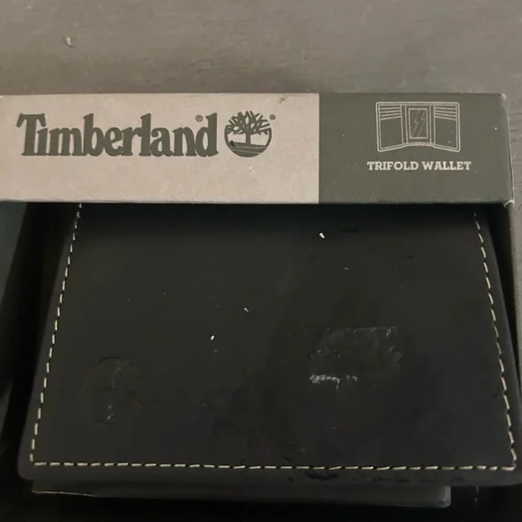 Timberland Men's Slim fold Genuine Leather Wallet Color: Black