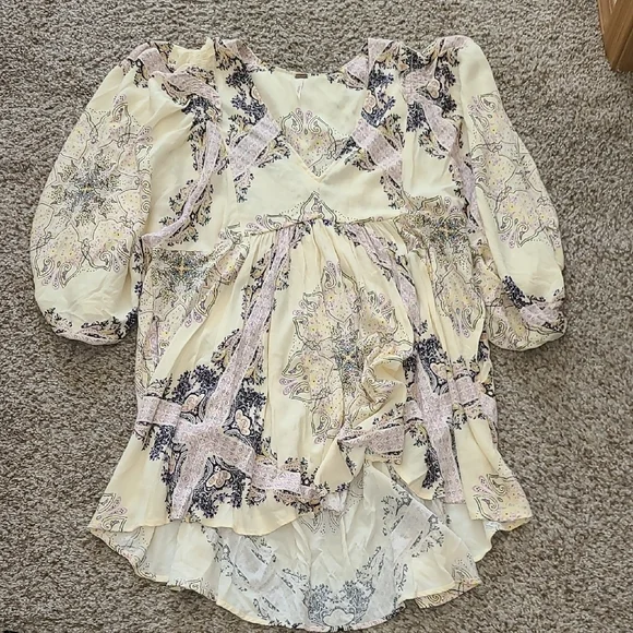 Free People Cream and Purple Puff Sleeve Ruffled Blouse