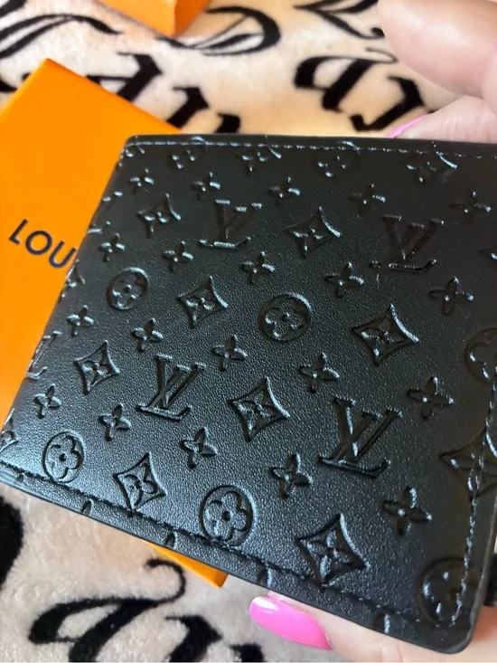 Louis Vuitton Black Embossed Monogram men’s wallet