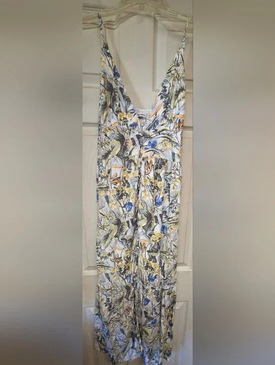 Abercrombie & Fitch Plunge Neck Dress