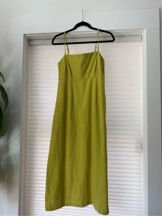 A&F Linen-Blend Spaghetti Strap Dress in Chartreuse