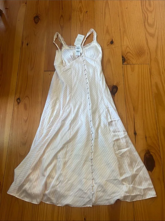Abercrombie & Fitch Ivory Striped Maxi Dress