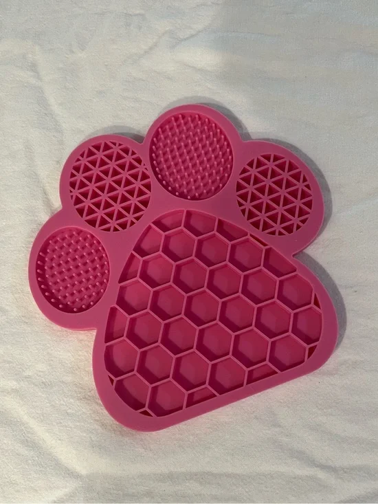 Pink Paw-Shaped Silicone Treat Mat