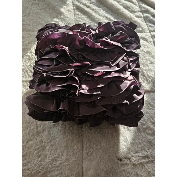 Designer Ruffles Toss Pillow 16