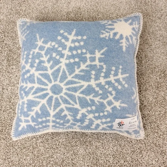 Barker Textiles Wool Throw Pillow Blue White Scandinavian Snowflake‎ 18x18