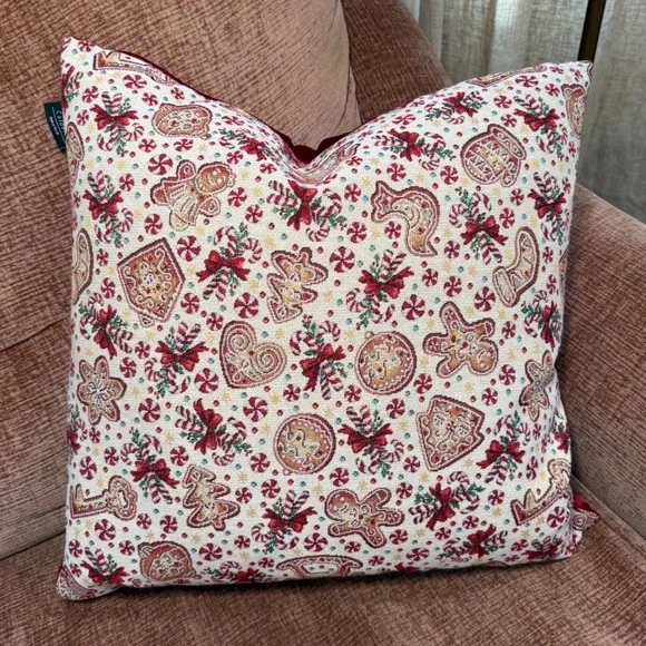 Large Caldeira UK Christmas Gingerbread Tapestry Throw Pillow‎ Holiday Decor
