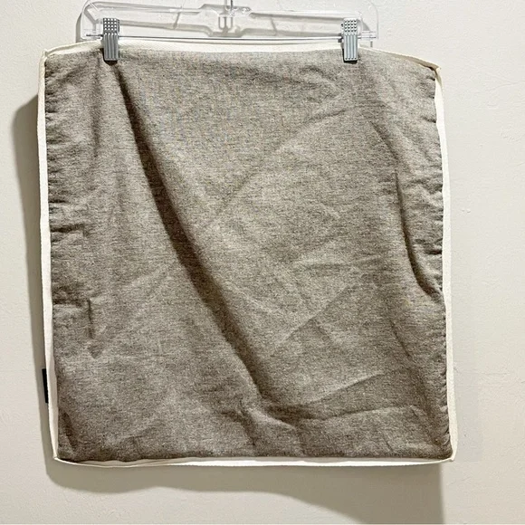 TEXTILES FOR LIFE Woven Gray Pillow Cover Sham Edged Cotton Binding 20” X 20”