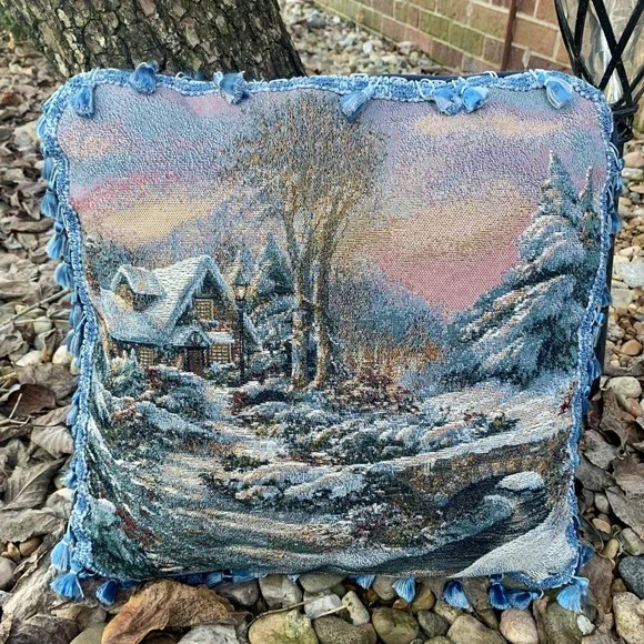 Winter‎ Cabin Tapestry Throw Pillow Winter Scene Home Decor Blue Tassels Holiday