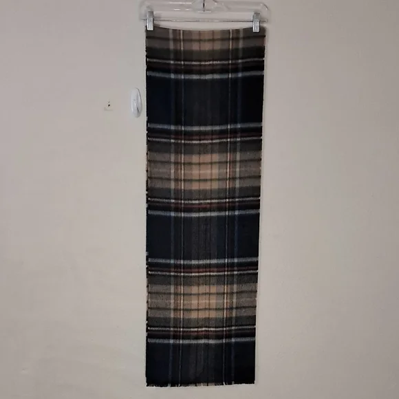 Fraas Men's Dark Herringbone Scarf
