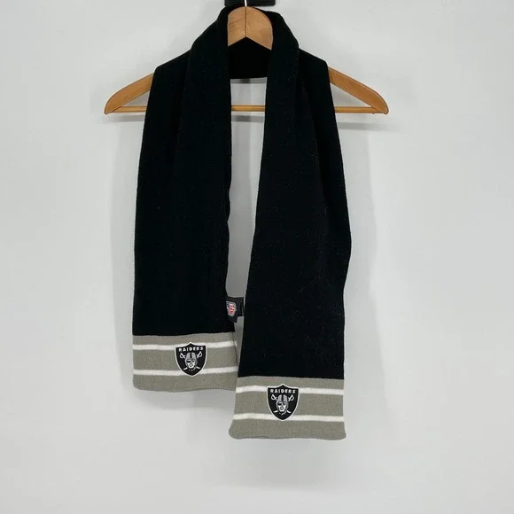NFL Raiders Scarf Football Team Black Gray‎ Striped Logo Winter Knitwear