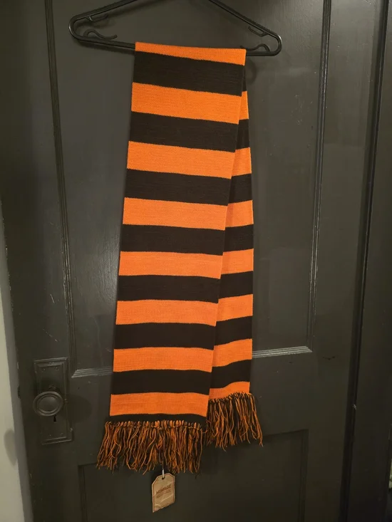 HOMAGE NWT Fringed Knit Scarf / Cleveland Browns / Orange And Brown