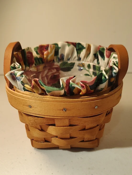 Longaberger 1995 Hostess Thyme Basket, Liner And Plastic Protector