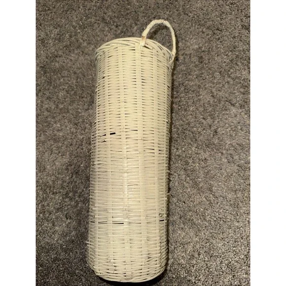 Vtg Off White Wicker Hanging Decorative Basket W Handle Rustic Farmhouse Painted