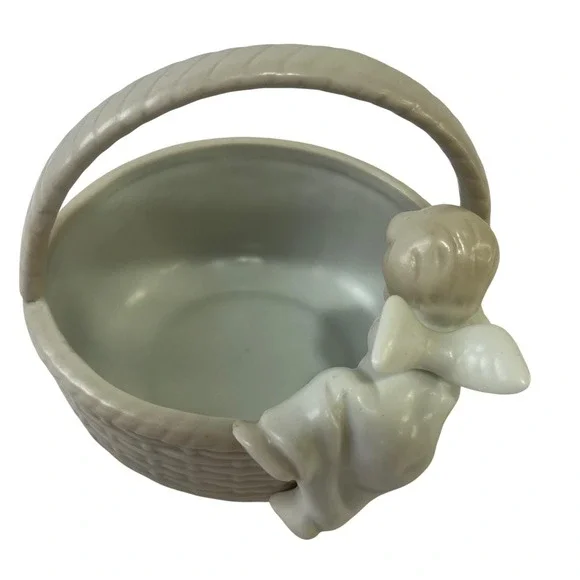VTG 1983 Fitz‎ & Floyd Porcelain Basket With Angel Cherub Climbing Onto Edge