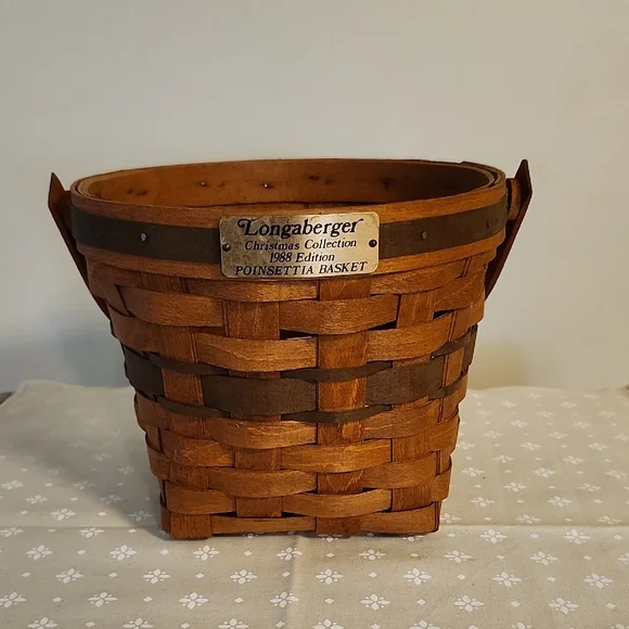 Longaberger Poinsttia Christmas Collection Basket