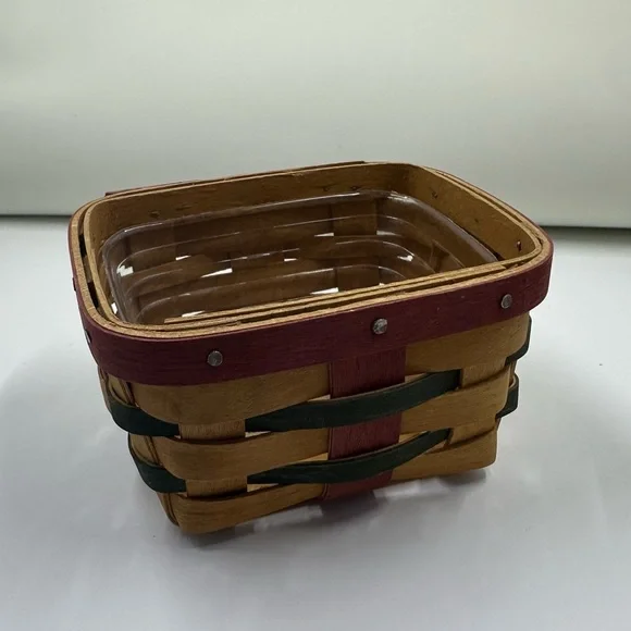 Longaberger Small Square Basket with Protector – Red‎ & Green Accent Strips
