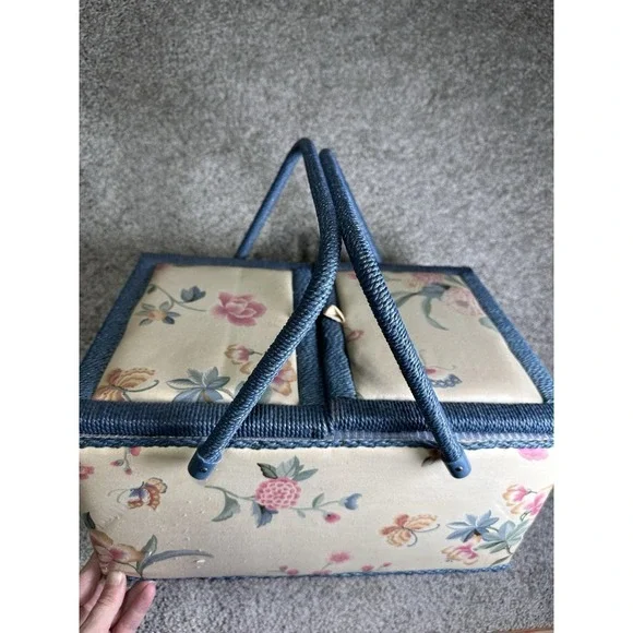 Vintage Sewing Basket Floral Blue Handles Organizer Kit w Supplies