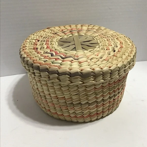 Vintage Native American Decorative‎ Hand Woven Round Basket with Lid BoHo
