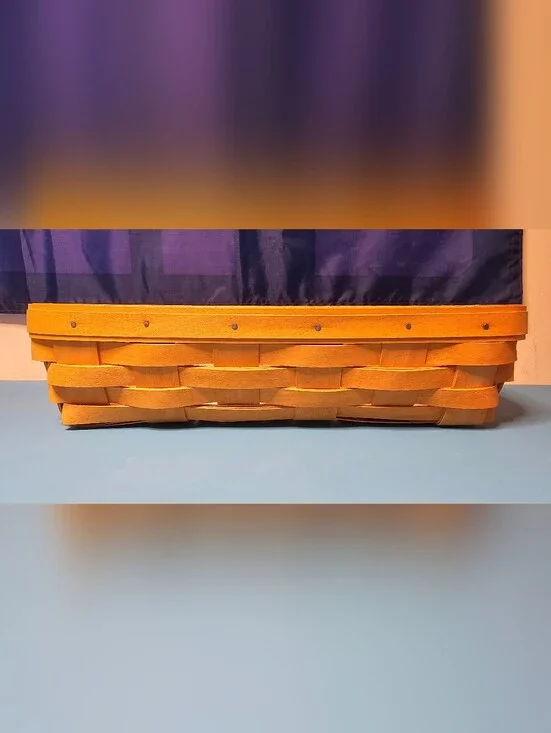 Longaberger 2002 Vintage Cracker/Bread Basket