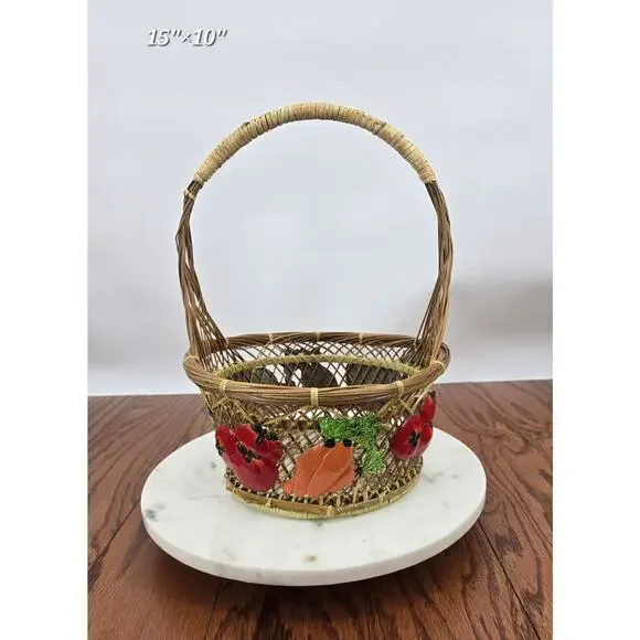 Vintage‎ Cottagecore Wicker Clay Vegetable Basket