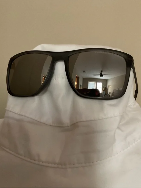 Porches Designed Black Polarized Men's Sunglasses - Classic Full Frame. One size