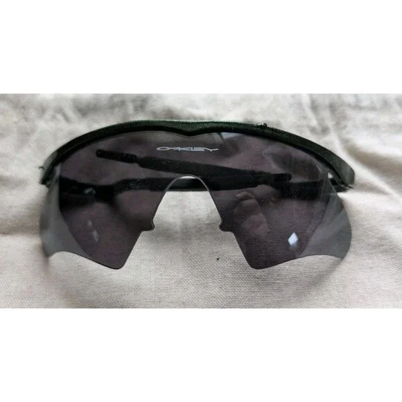 Vintage 90'S ORIGINAL OAKLEY FRAME SUNGLASSES Green FOR PARTS/REPAIR