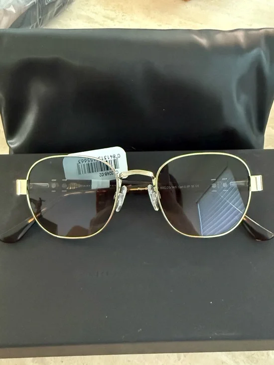 Men's Gold Metal Frame Sunglasses with Dark gradient Lenses