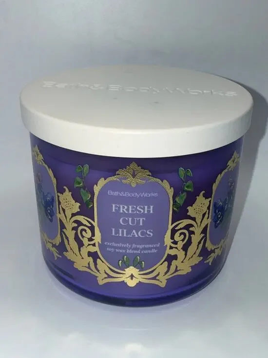 Bath & Body Works Fresh Cut Lilacs 3-Wick Candle New 14.5 oz Spring Floral