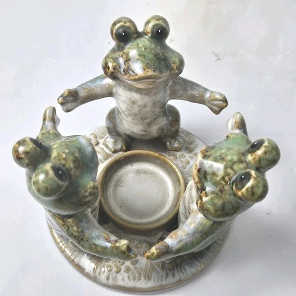 Vtg Circle of Three Frogs Candle Tea Light Holder Green Drip Glaze Art Pottery