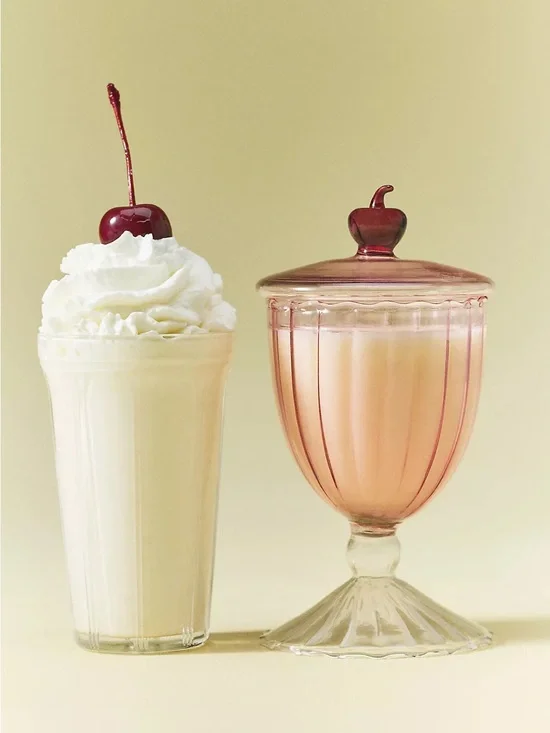 NewAnthropologie Astrid Gourmand Vanilla Shake Glass Candle 5 oz
