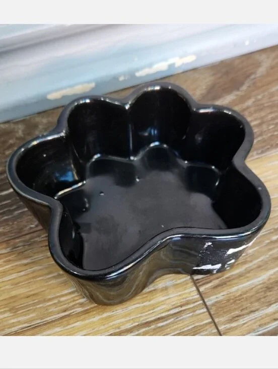 Sand + Paws Paw Pawprint Dog Black Candle Holder