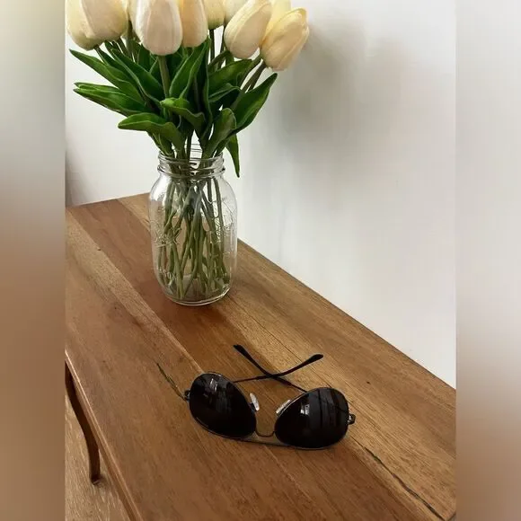 COLUMBIA Stylish Black Aviator Sunglasses 😎 Like New!