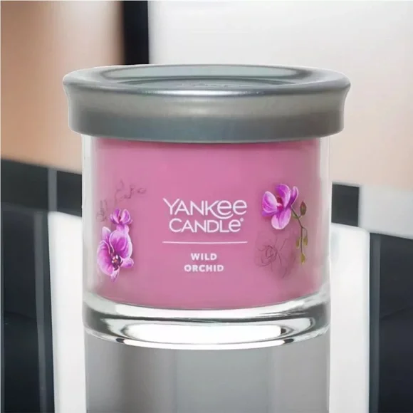 Yankee Candle Single Wick Tumbler-Wild Orchid (4.3 oz)