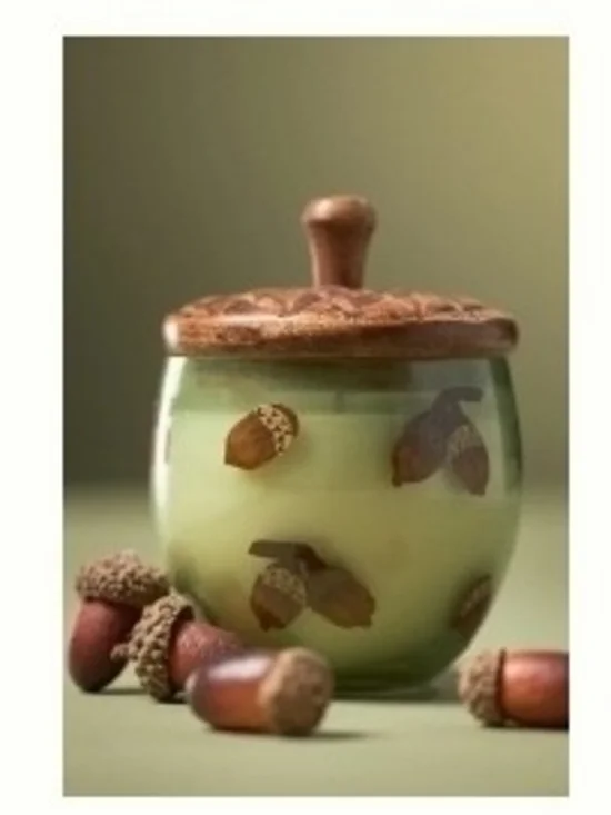 Anthropologie Gourmand Sweet Maple & Chai Handpainted Acorn Glass Candle