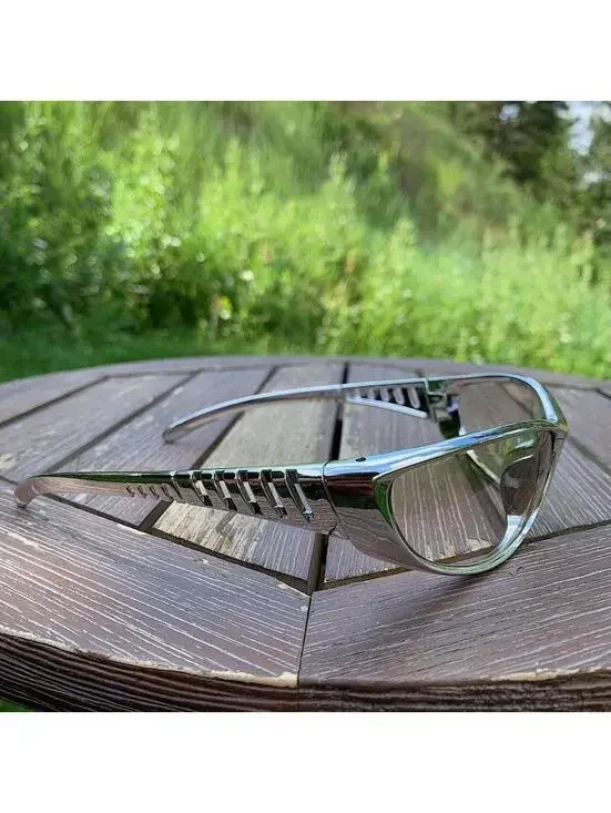 Cyber Grunge y2k 2000s Vented Sport futuristic style surfer silver clear