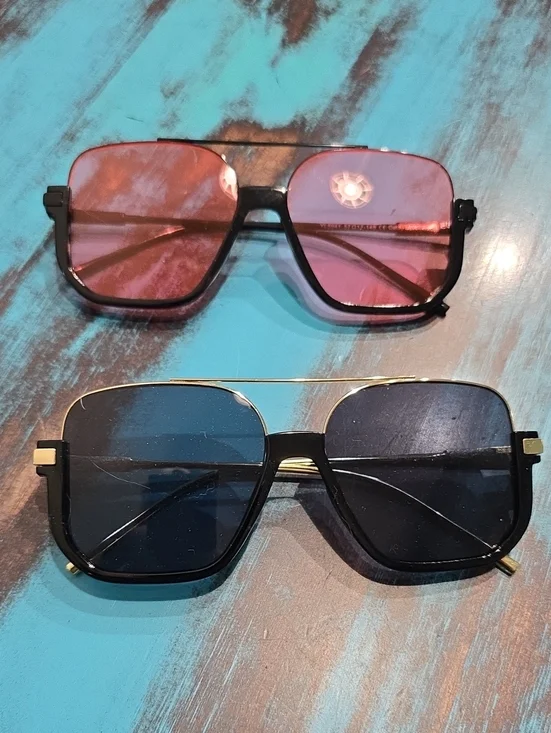 Men's Aviator-Style Sunglasses with Pink and Black Lenses NWOT!