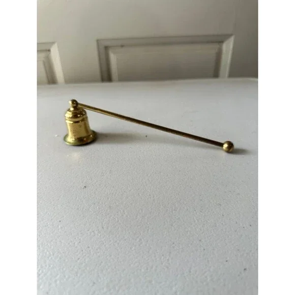 Vintage Brass Bell-Shaped Extinguishing Head Long Handle Candle Snuffer