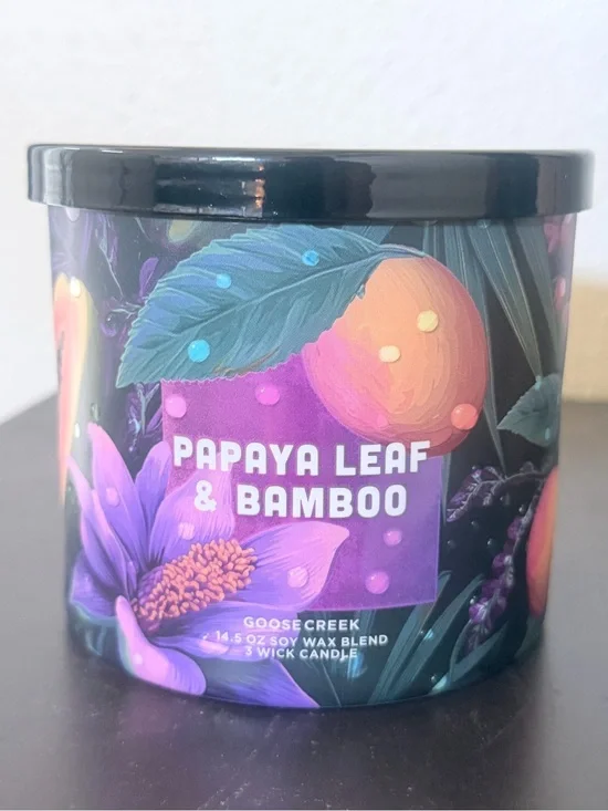 Goose Creek - Papaya Leaf & Bamboo Candle