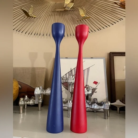 VINTAGE RETRO MCM Tulip Wood Candle Holder Pair - Red & Blue