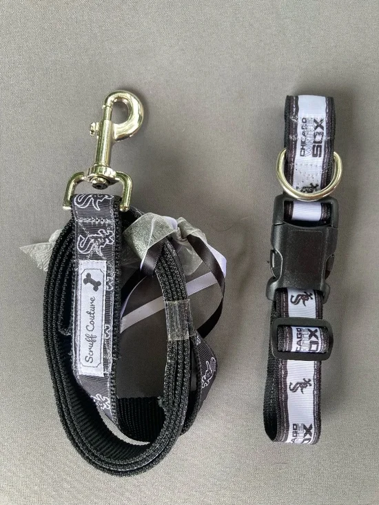 Large White Sox Collar and Leash