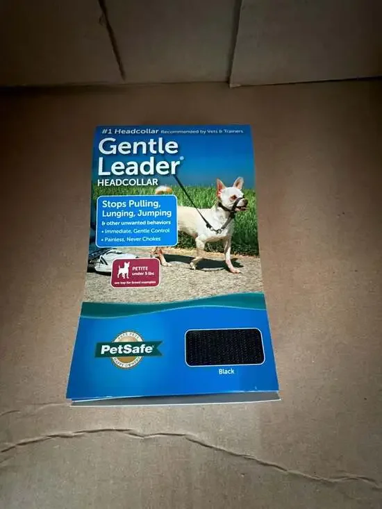 PetSafe Gentle Leader Headcollar for Dogs, Petite Size (Under 5 lbs), Black