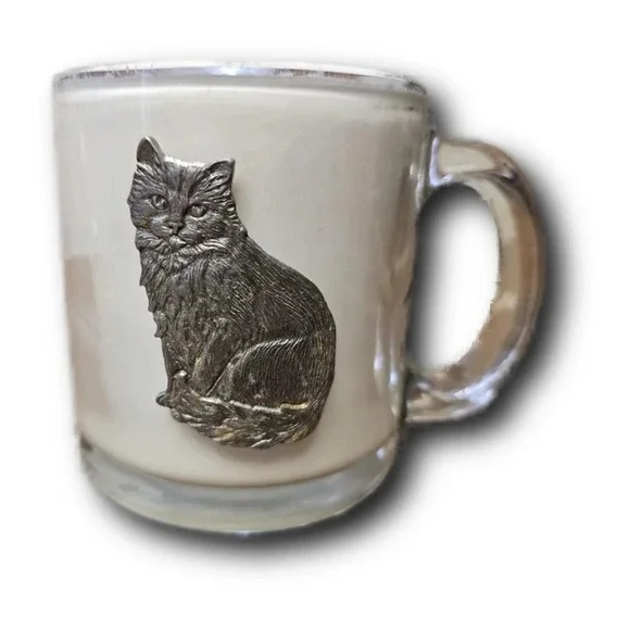 Handmade Grapefruit Scented Candle in Glass Mug with Pewter Longhair Cat C49
